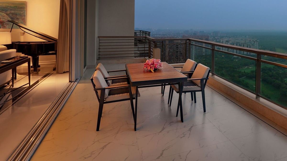 DLF Privana West view